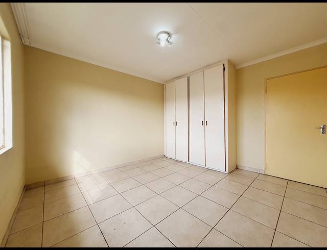 2 BEDROOM APARTMENT TO LET IN VORNA VALLEY